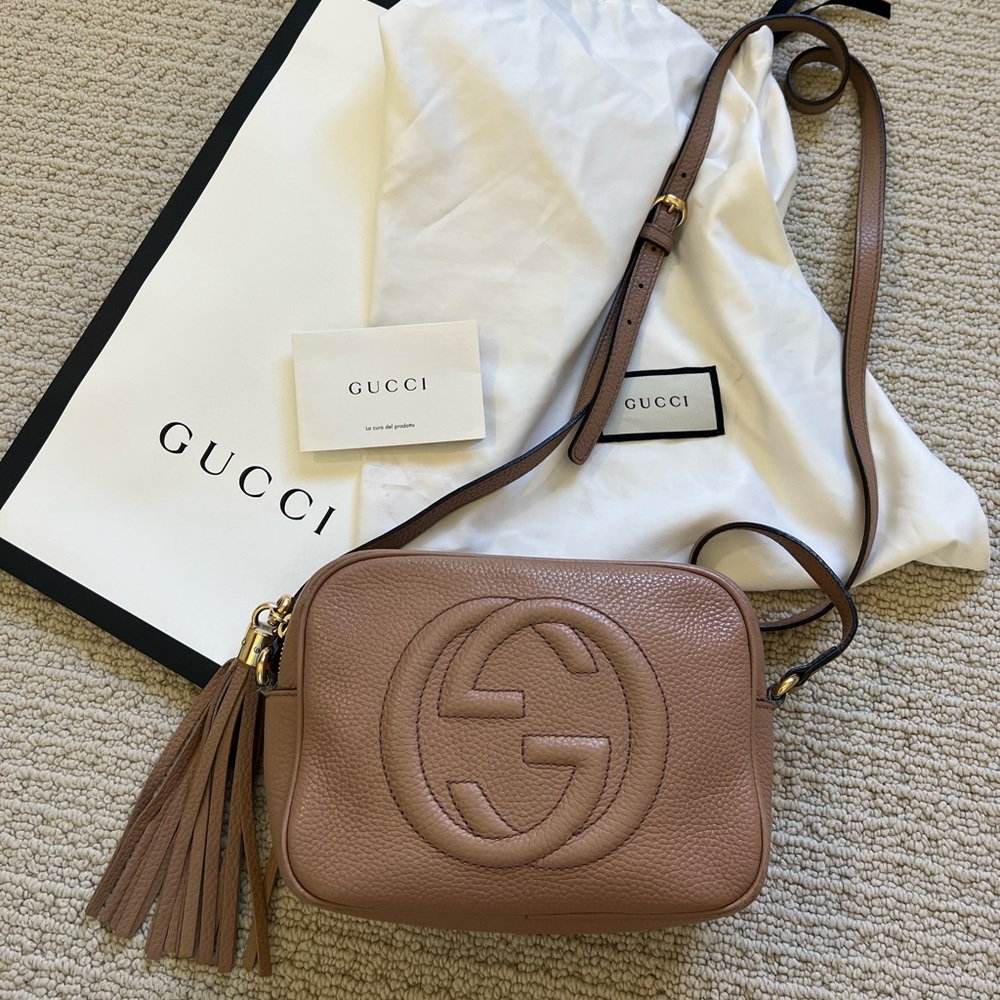 Gucci Soho Disco in Camélia Rose Beige